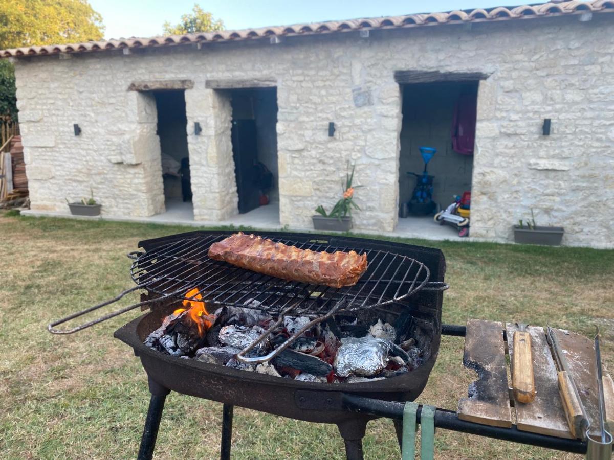 Le Grenier - Gite De Charme La Rochelle Saint-Medard-d'Aunis Екстериор снимка